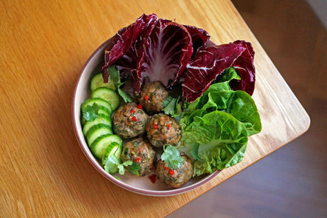 Natural Wine Killers: Vietnamese Chicken Meatballs with Lettuce and Radicchio Cups & 2Naturkinder Black Betty 2022